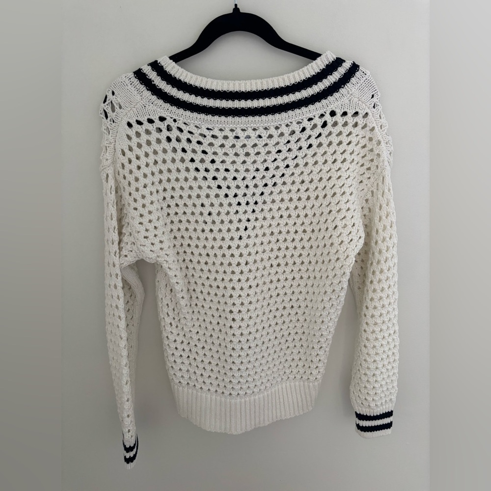 Gant White Knit V Neck Sweater NWT - Picture 11 of 11